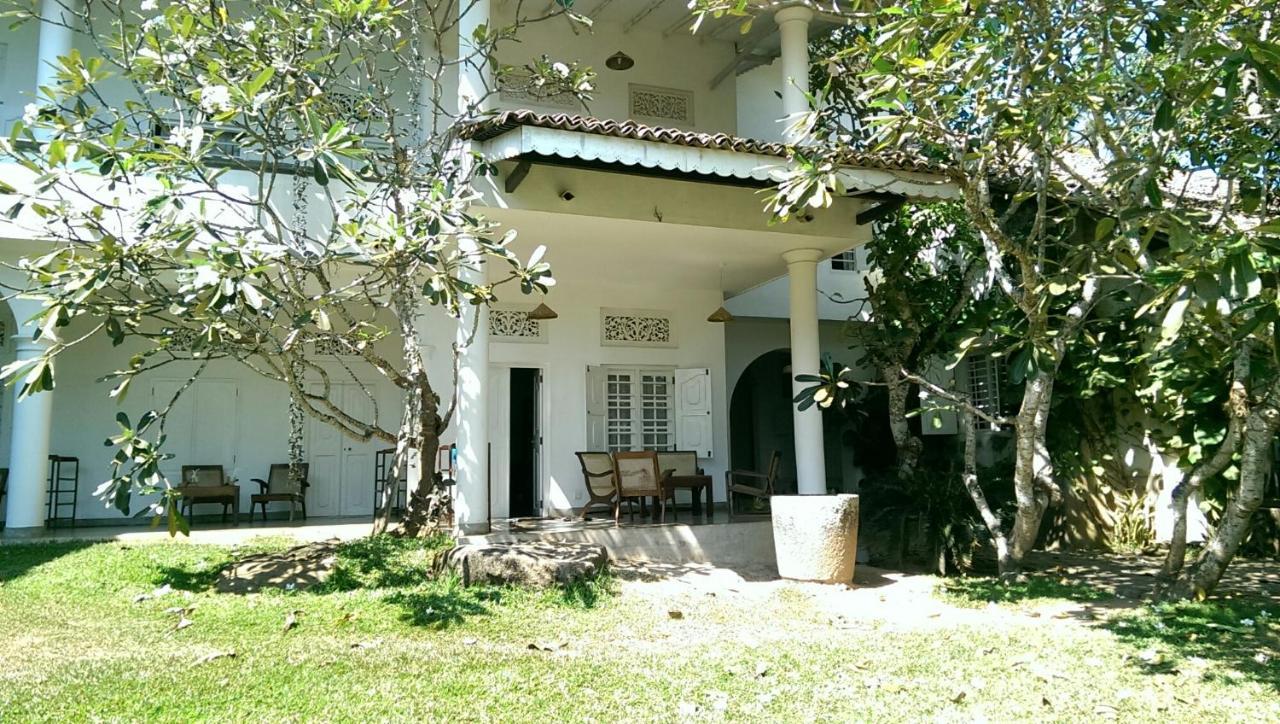 Palm Villa Mirissa Hotel&Spa Exterior photo