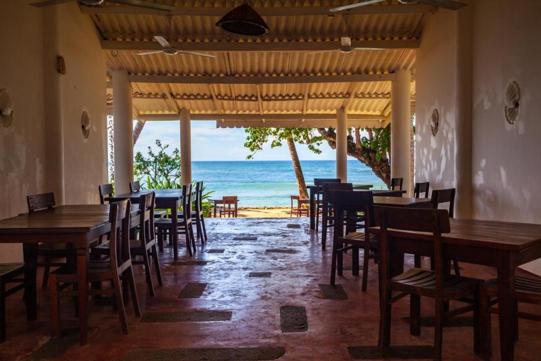 Palm Villa Mirissa Hotel&Spa Exterior photo