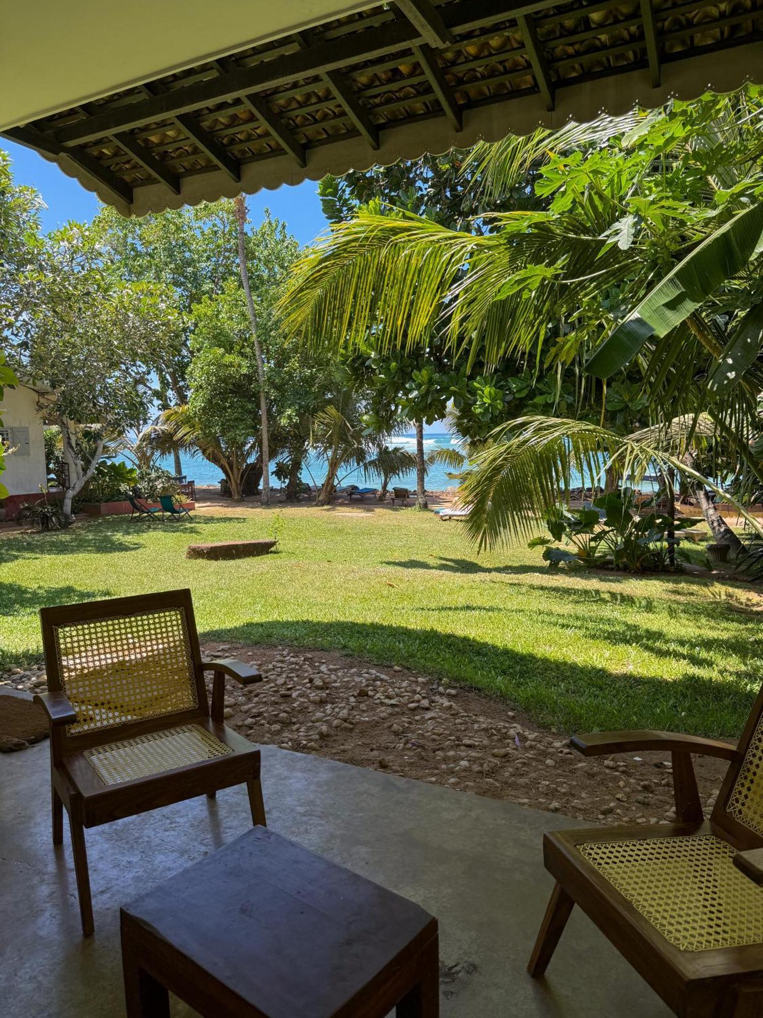 Palm Villa Mirissa Hotel&Spa Exterior photo