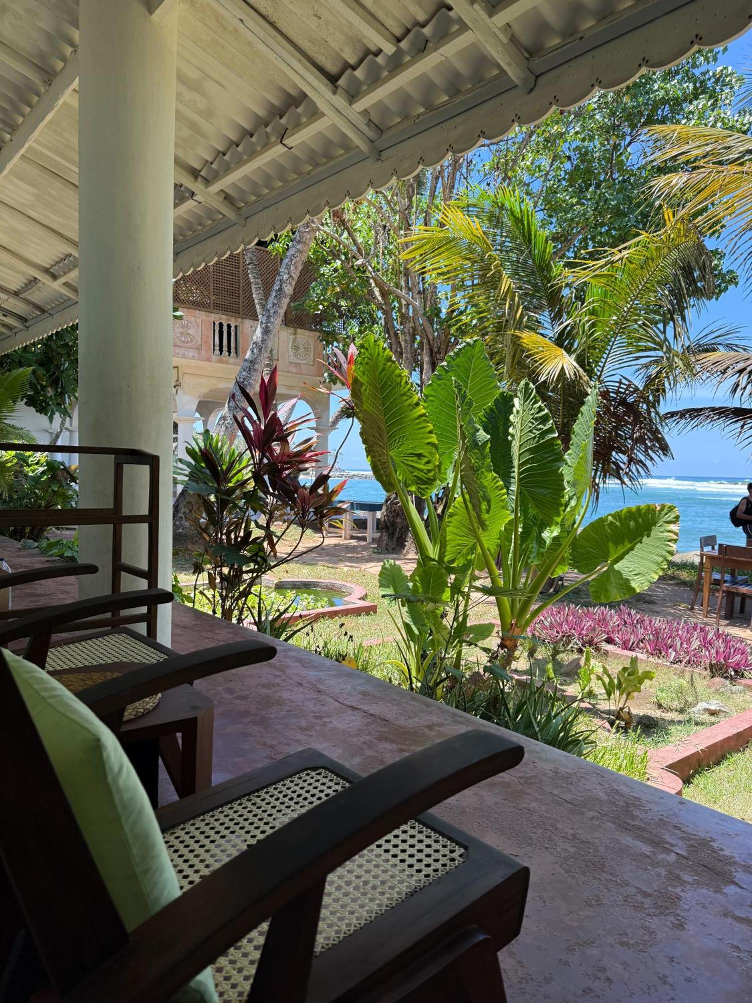Palm Villa Mirissa Hotel&Spa Exterior photo