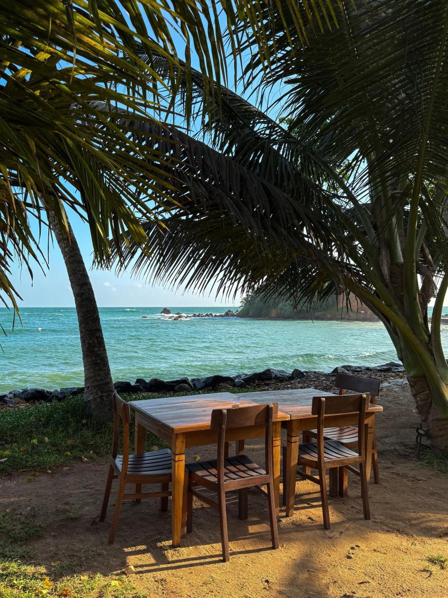 Palm Villa Mirissa Hotel&Spa Exterior photo